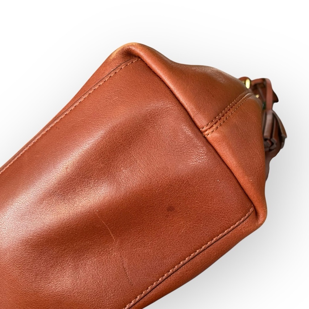 Coach Legacy Duffle - Picture 5 of 16